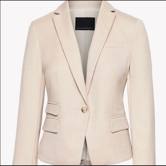 Banana Republic Jackets & Blazers - Banana Republic beige/cream blazer